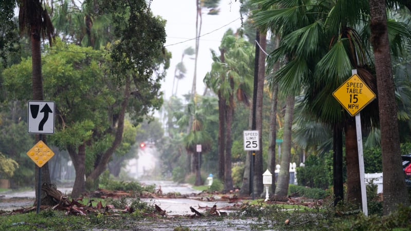 Hurikán Ian dál pustoší Floridu. Zrušeny byly tisíce letů, miliony lidí jsou bez proudu
