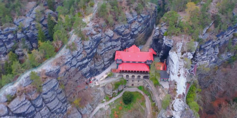Legendární přírodní památka Pravčická brána se otevírá turistům.