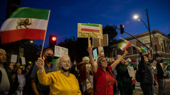 Protesty v Íránu pokračují. Policie zatkla devět cizinců, mimo jiné z Německa a Polska