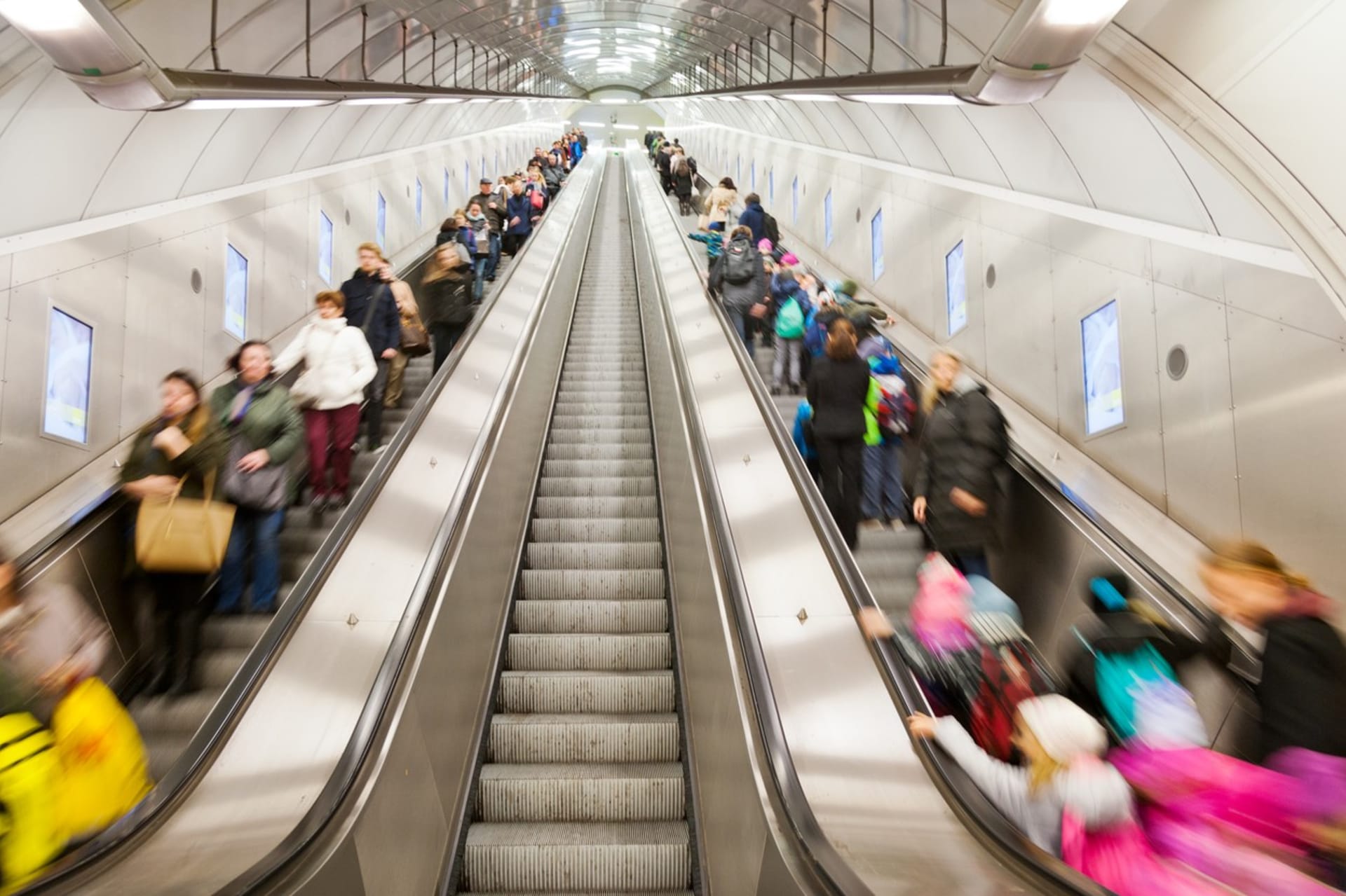 V Praze by mělo vzniknout metro napojené na železniční síť.