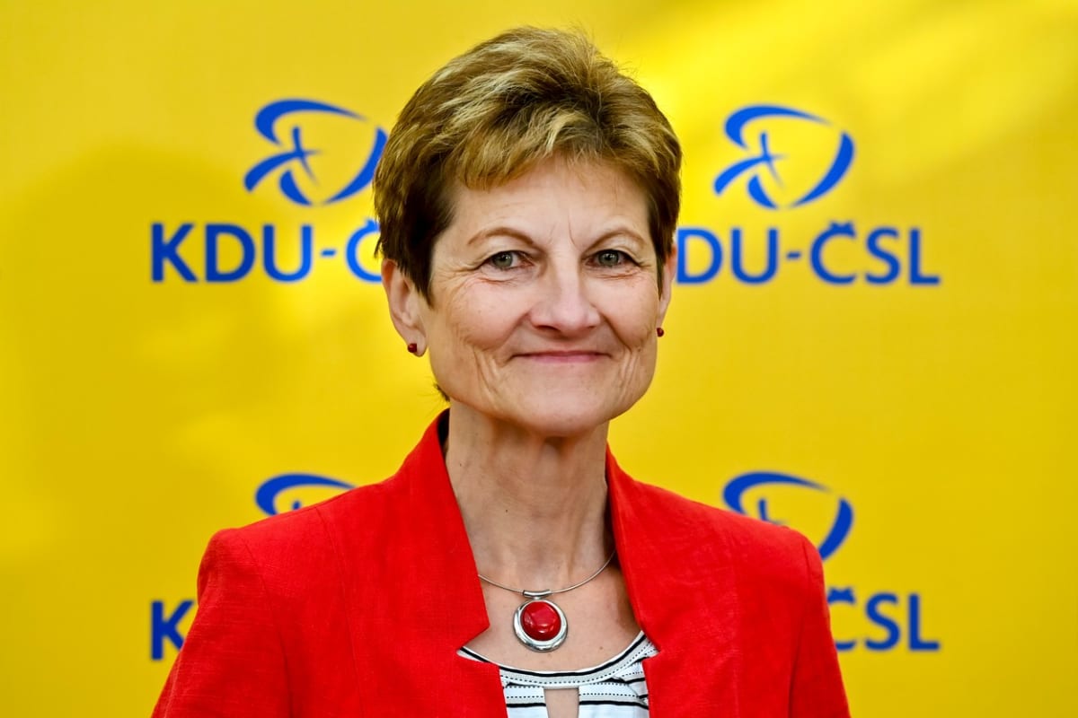 Jaromíra Vítková (KDU-ČSL) byla zvolena senátorkou v obvodu Blansko, kde získala 65,36 procent hlasů.