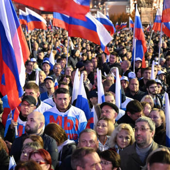 Oslava anexe čtyř ukrajinských oblastí na Rudém náměstí v Moskvě