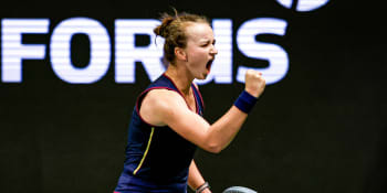 Tenisová radost. Krejčíková v Tallinnu získala po finálové jízdě první titul sezony