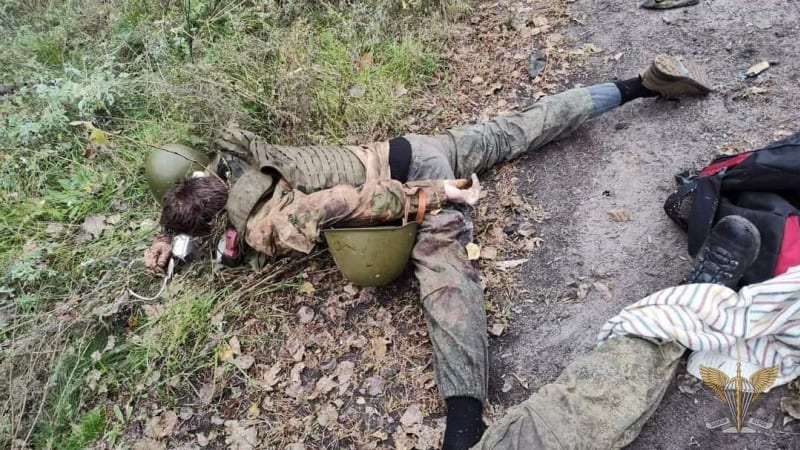 Mrtví ruští vojáci v Lymanu