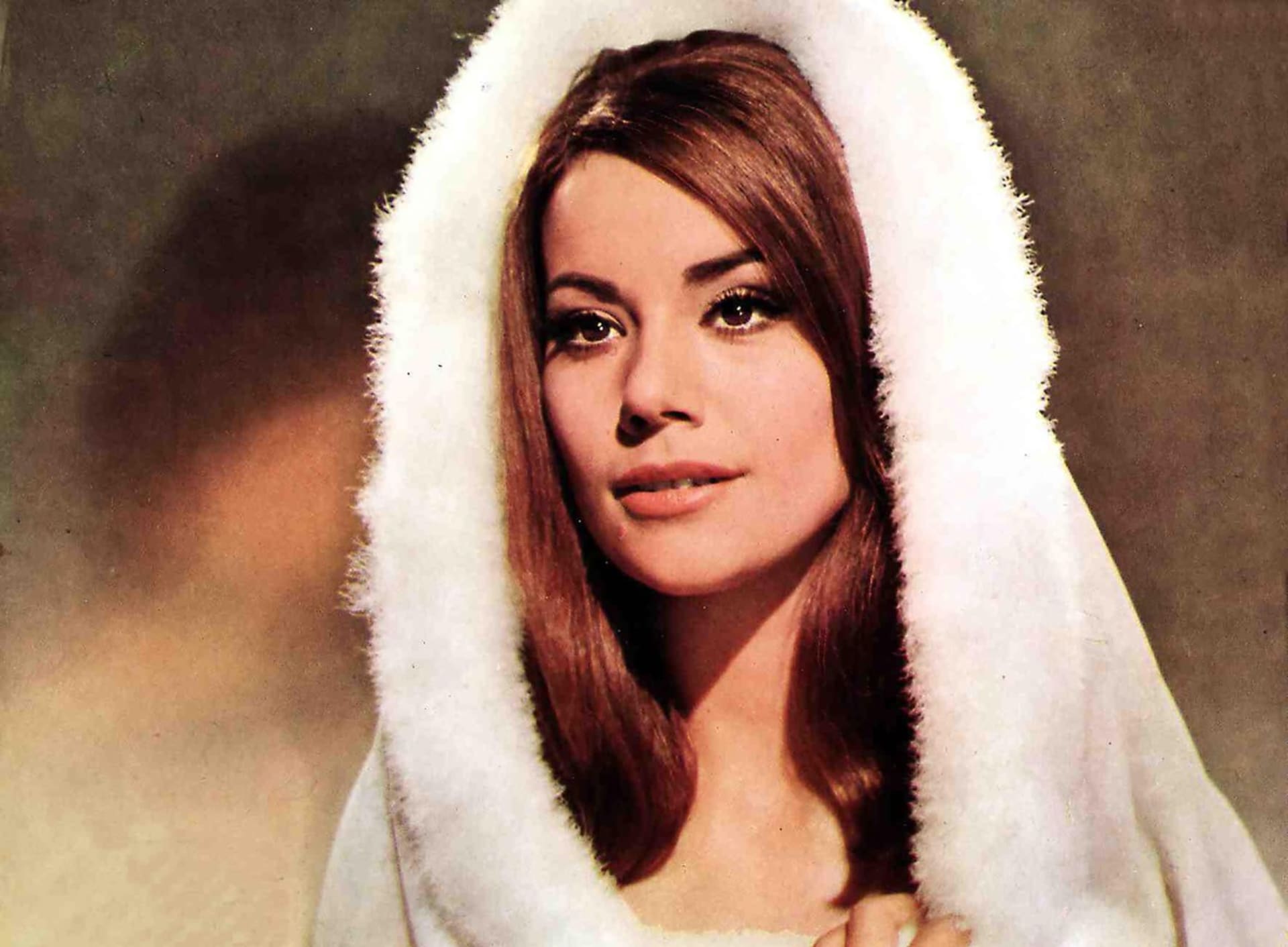 Claudine Auger jako Domino Derval (Thunderball, 1965)