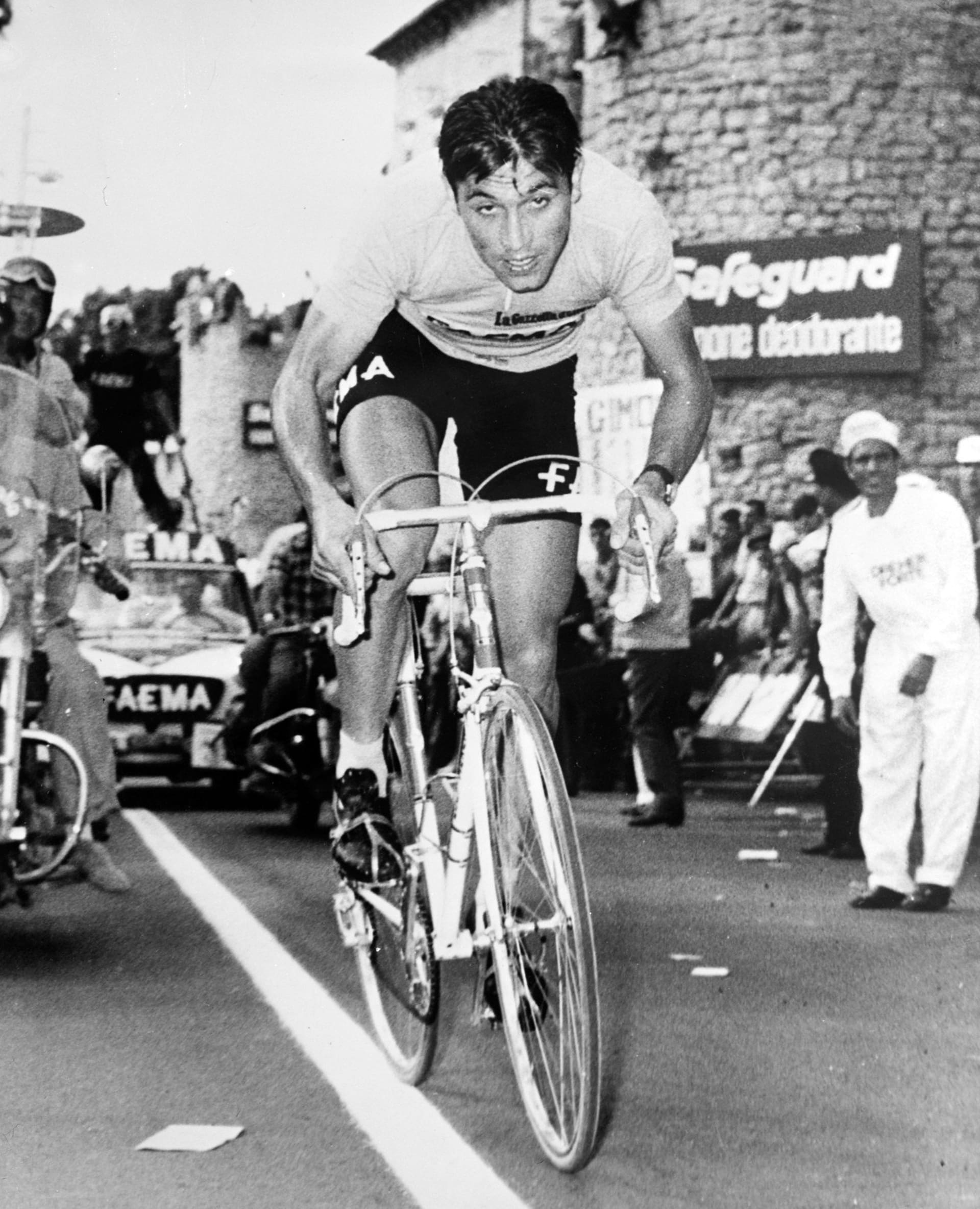 V roce 1967 vyhrál Eddy Merckx náročnou 12. etapu Caserta–Blockhaus s téměř minutovým náskokem.