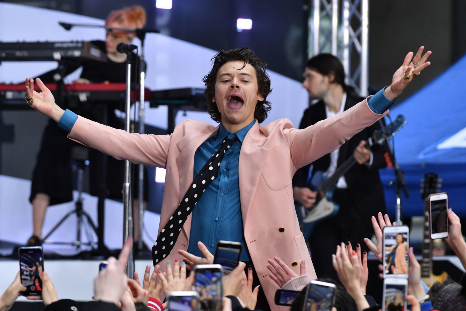Harry Styles ovládl letošní Brit Awards, je umělcem roku a bodovalo i jeho album