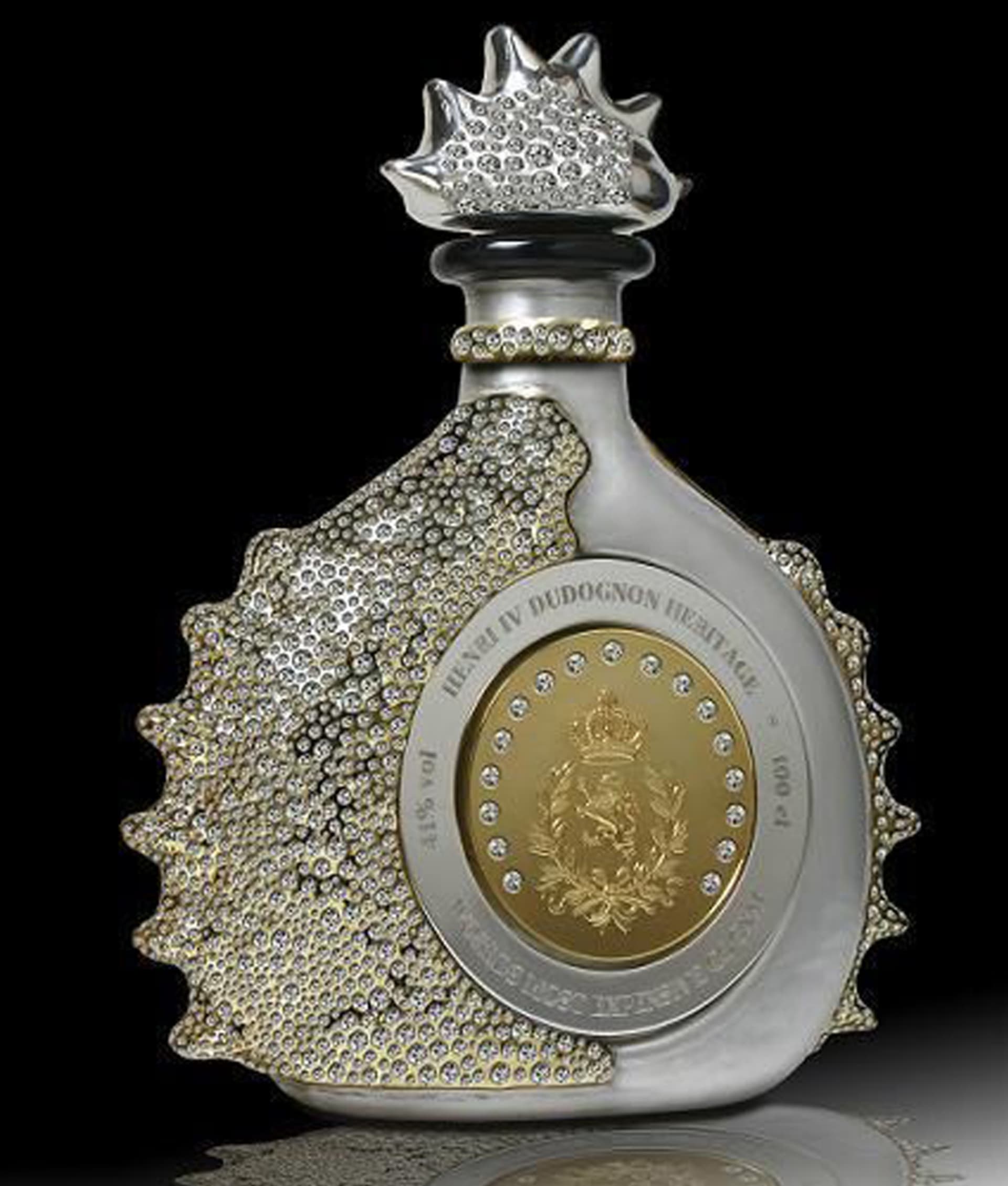 Na láhev Henri IV Dudognon Heritage Grande Champagne si musí zájemce připravit dva miliony dolarů.