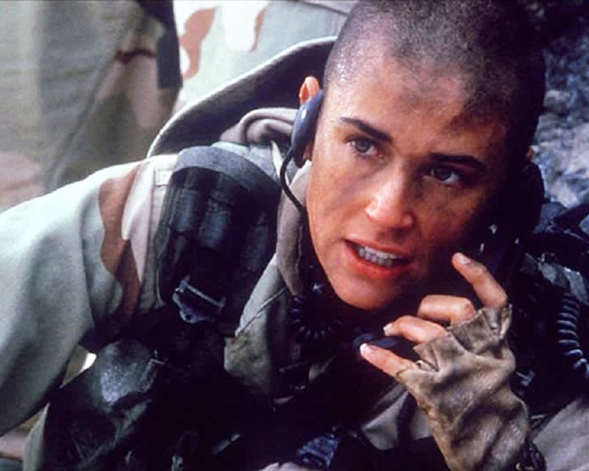 Profesionální vojanda Demi Moore jako G.I. Jane byla taky pořádná tvrďačka.