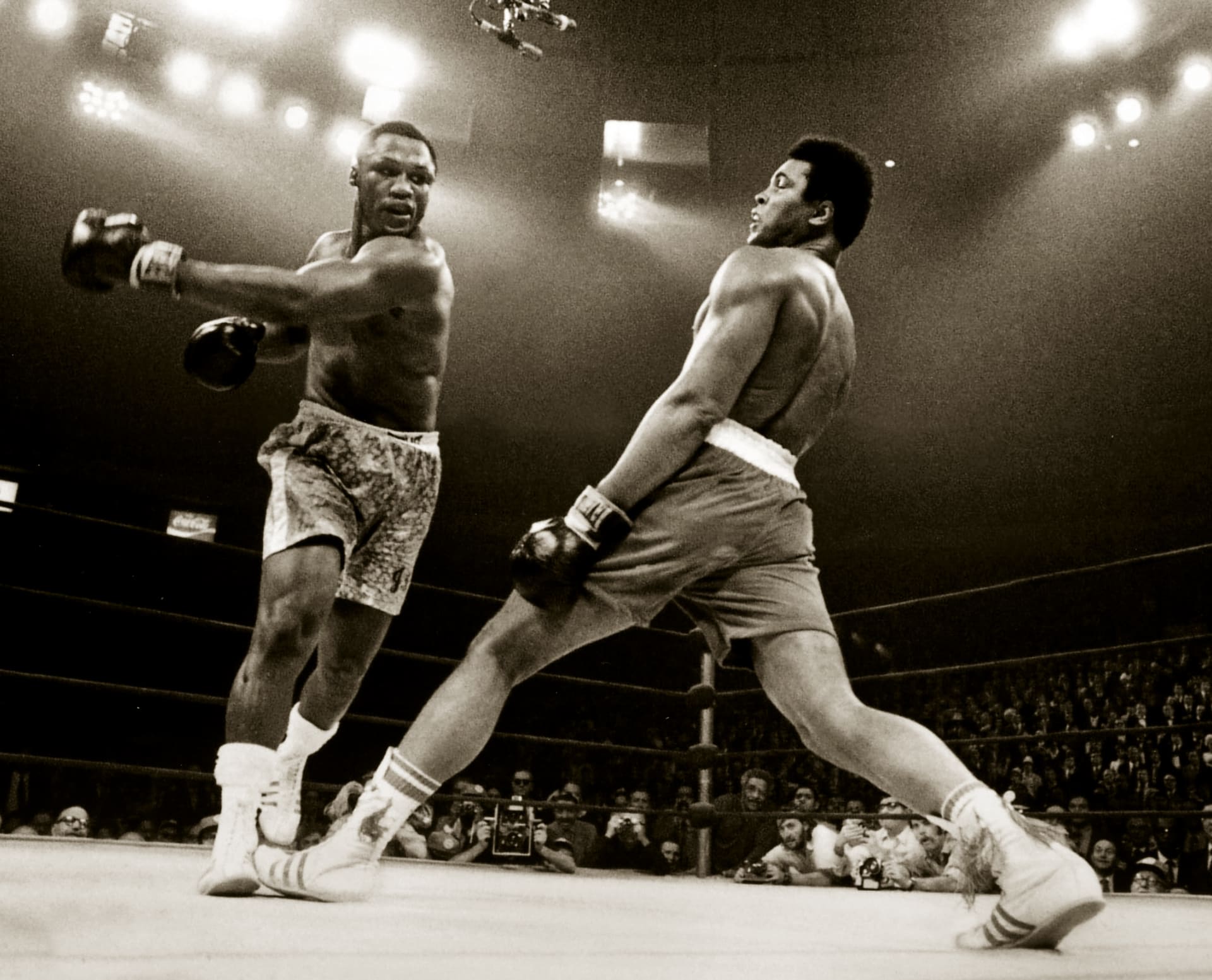Zápas století 8. března 1971 znamenal první Aliho porážku v profi ringu.