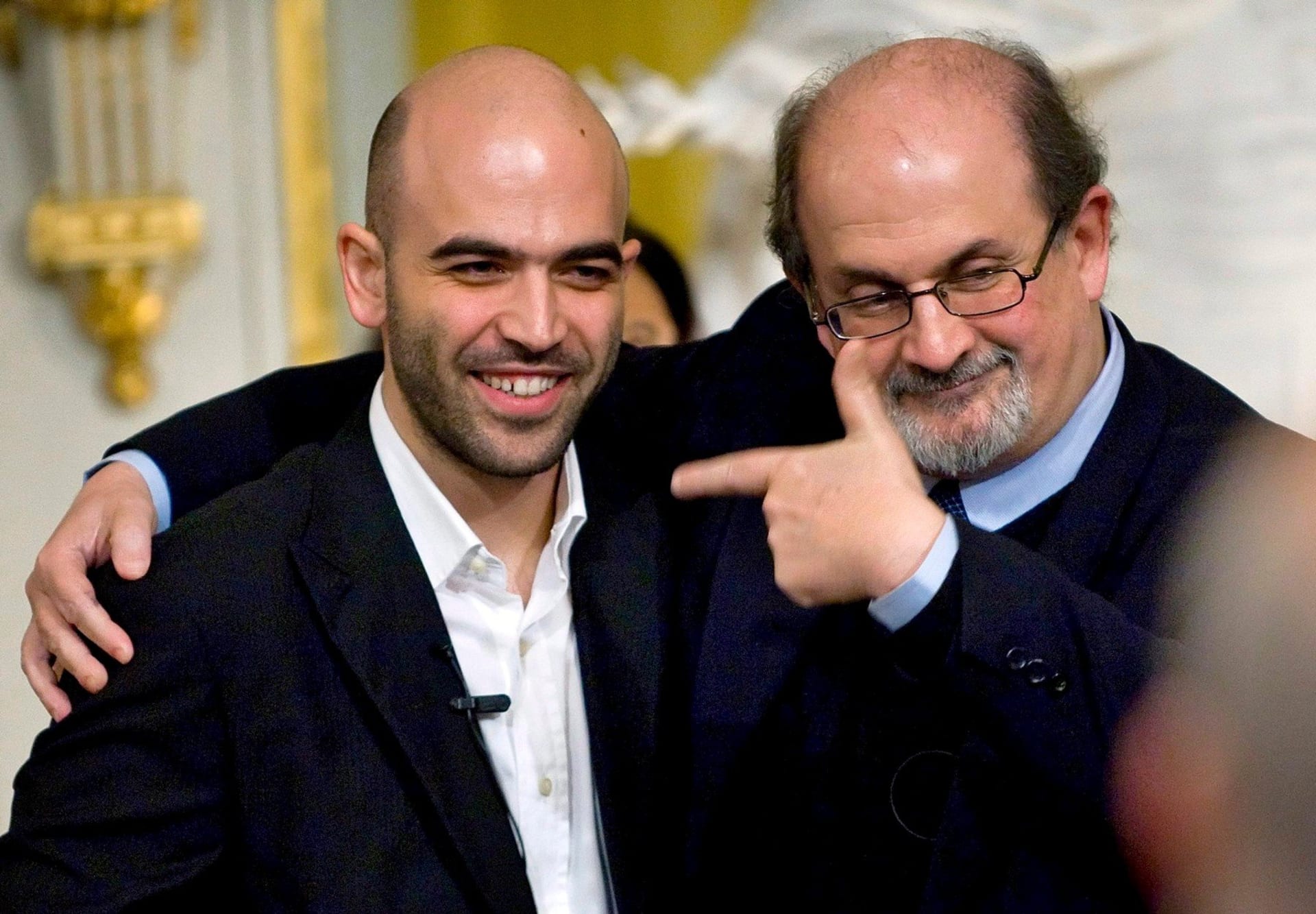 Roberto Saviano a sir Salman Rushdie