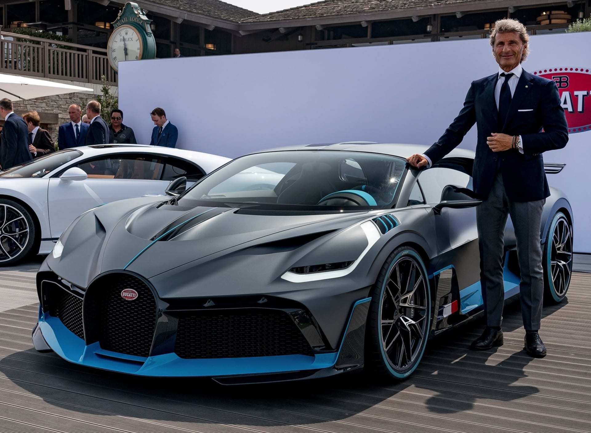 „V této chvíli je těžké cokoli říct, trh s hypersporty je malý a specifický,“ pravil šéf Stephan Winkelmann. Každopádně práce na všech Bugatti Divo pokračuje.