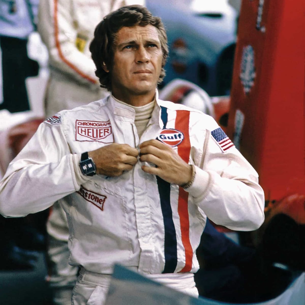 Steve McQueen se rozhodl oblékat TAG Heuer Monaco ve veleúspěšném filmu Le Mans. Spanilá jízda tohoto modelu byla započata.