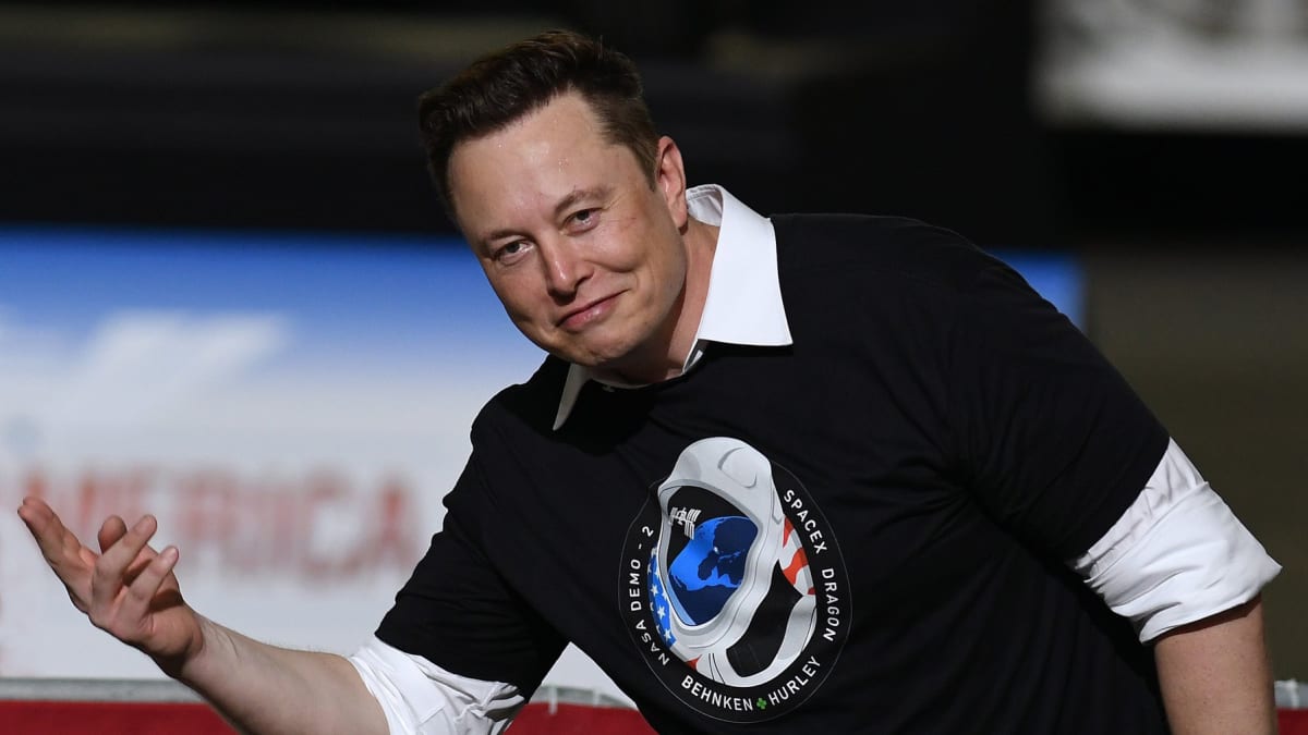 Elon Musk vstoupil do řad padesátníků
