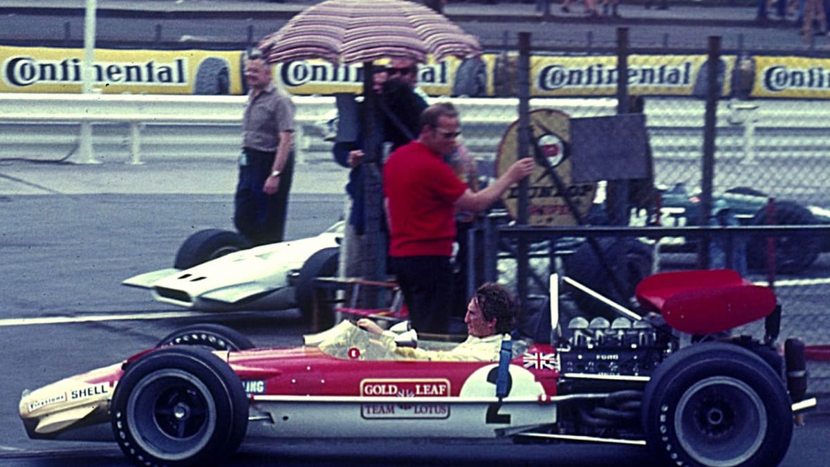 Monoposty Lotus také nebyly zrovna proslulé spolehlivostí, ale byly hodně rychlé. Rindt proto s týmem v roce 1969 podepsal kontrakt, toužil po titulu šampiona. „V lotusu budu buď mistr světa, nebo zemřu,“ pravil.