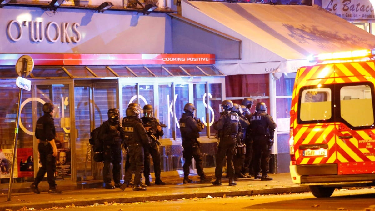 V pařížském klubu Bataclan bylo v prosinci 2015 zavražděno 130 lidí.