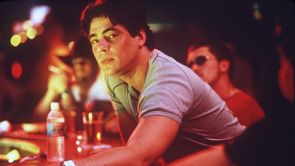 Za roli policisty ve filmu Traffic - Nadvláda gangů obdržel Benicio del Toro Oscara za nejlepší mužský herecký výkon ve vedlejší roli.
