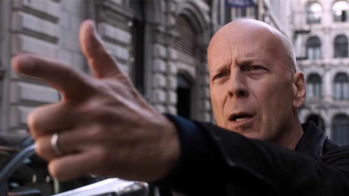 Bruce Willis | 10 Minutes Gone