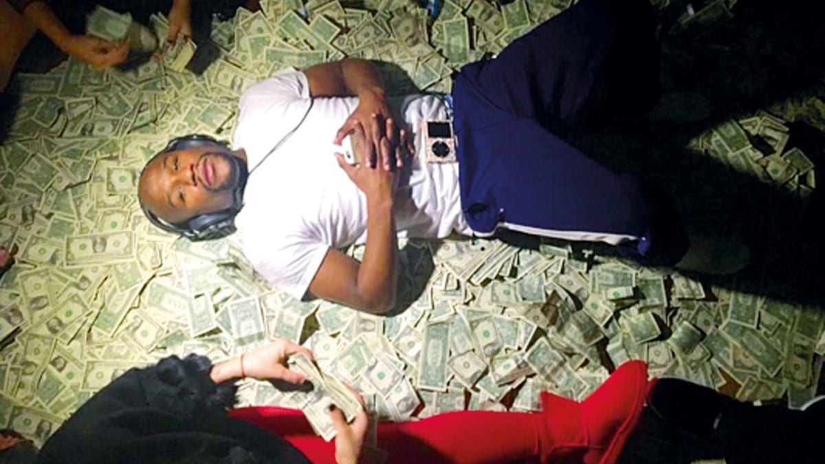 Floyd „Money" Mayweather jr.