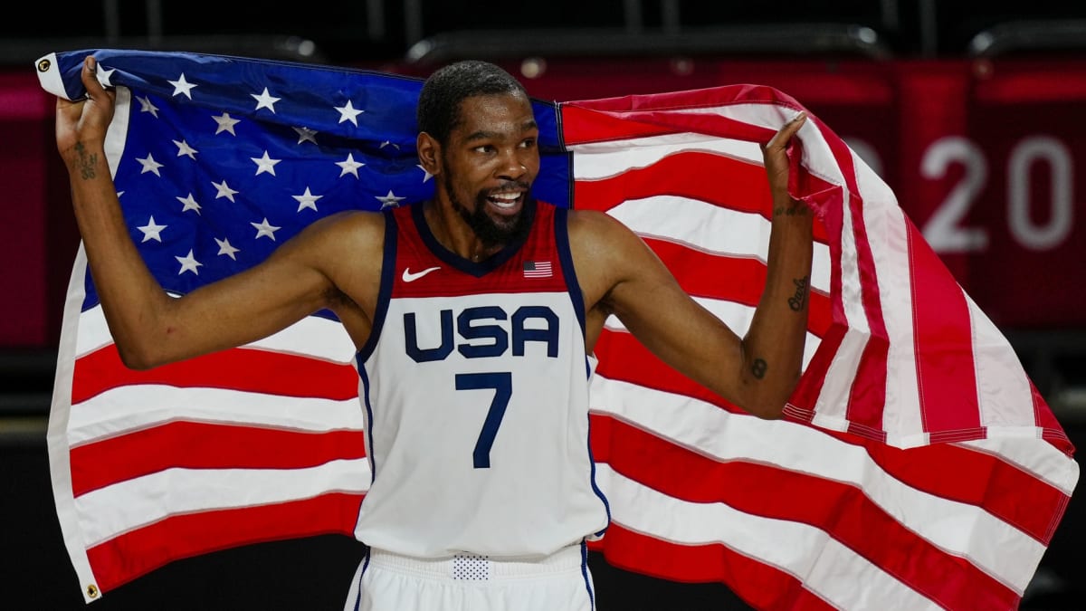 Kevin Durant: basketbalista se zlatým hattrickem