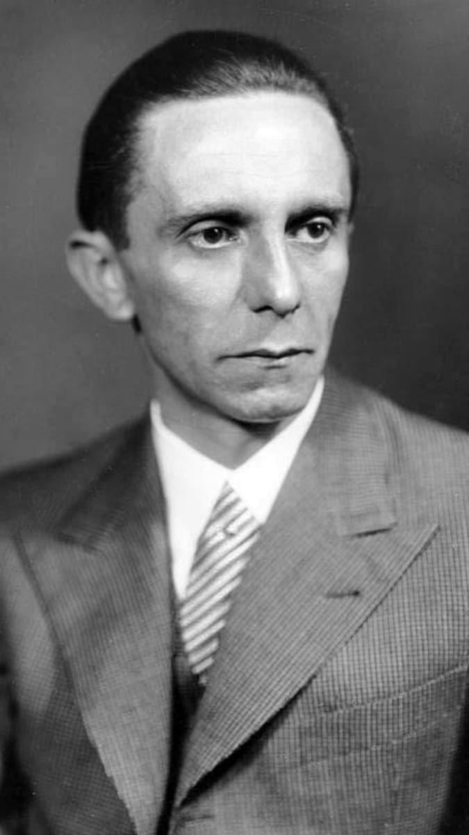 Goebbels den kancléřem