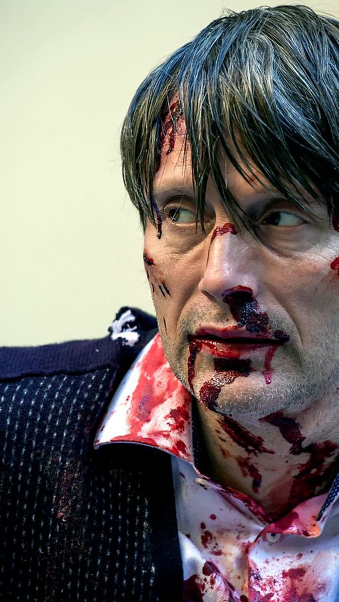 V televizním seriálu Hannibal si roli nejznámějšího filmového konzumenta lidského masa vystřihl Mads Mikkelsen.