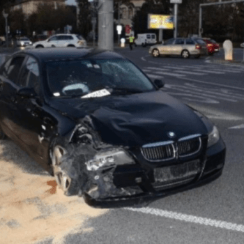 Auto srazilo chodkyni na Slovensku