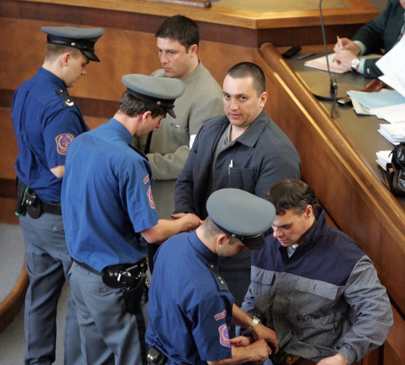 Berdychův gang vstoupil do dějin české kriminalistiky propojením podsvětí s elitními policisty, kteří měli bojovat s organizovaným zločinem.