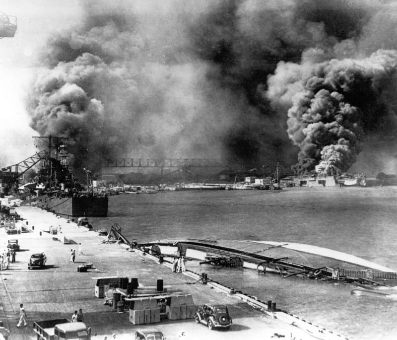 Hitler vnímal útok Japonců na Pearl Harbor velmi pozitivně. Ostatně, nic jiného mu nezbývalo.