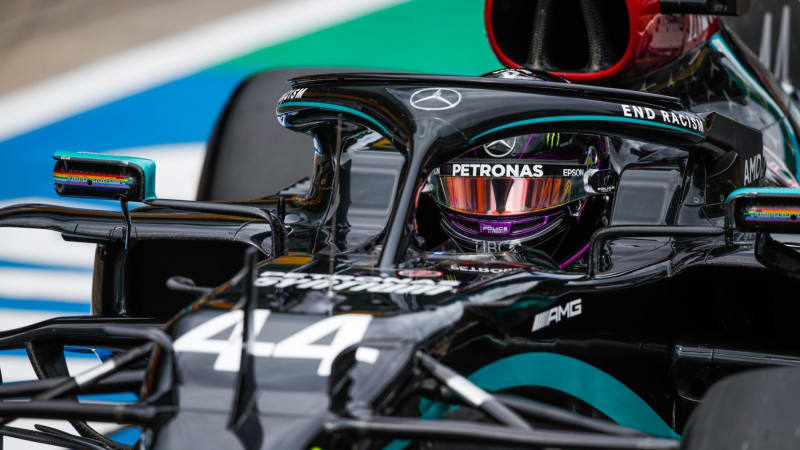 Nejbohatším pilotem F1 Lewis Hamilton