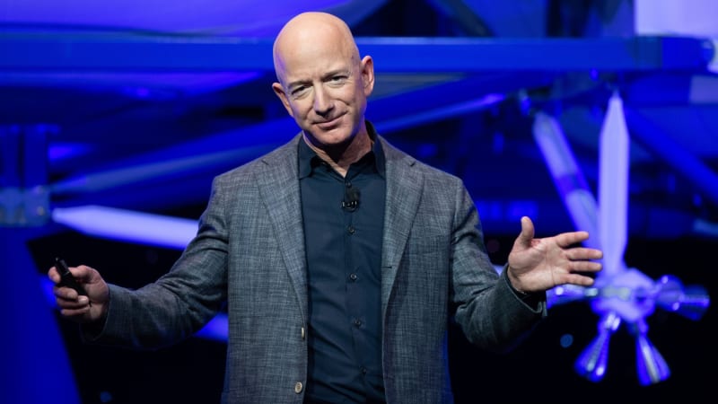 Jeff Bezos končí a hodlá hledat nové výzvy