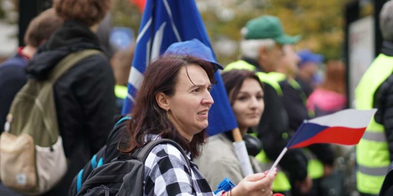 Demonstrace odborů na pražském Václavském náměstí v plném proudu