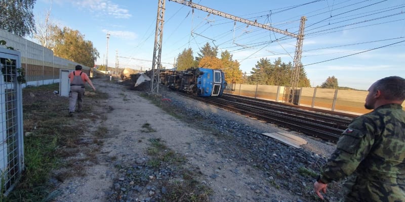 Nehoda nákladního vlaku u Poříčan