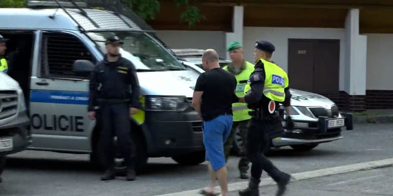 Policisté na Vsetínsku se pokoušeli zastavit muže podezřelého z převaděčství