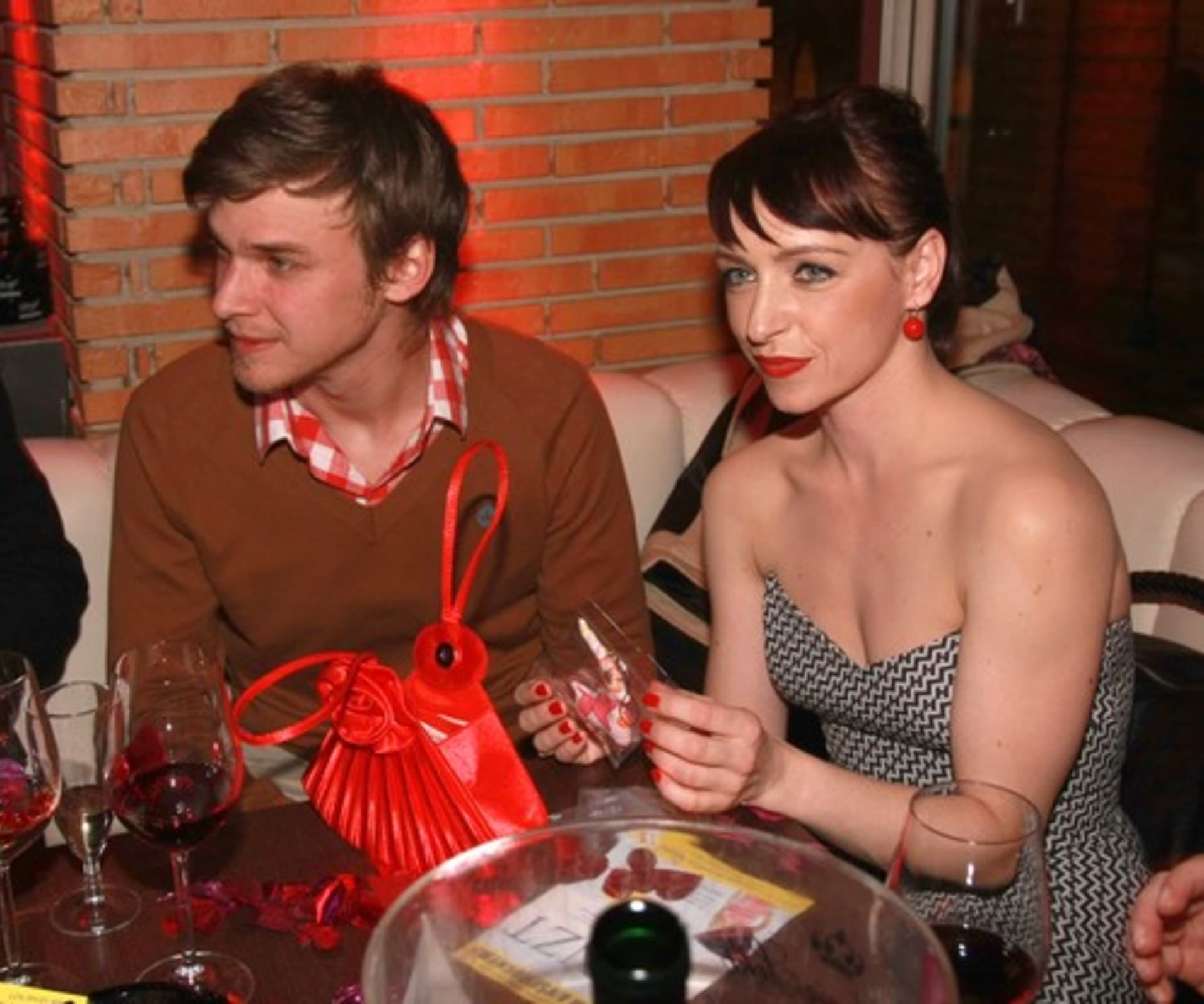 Tatiana Vilhelmová a Vojtěch Dyk se poznali v roce 2010 v divadle.