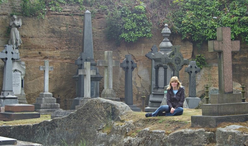 Angličanka Jeane Trend-Hillová se za svůj život zúčastnila více než 200 pohřbů.