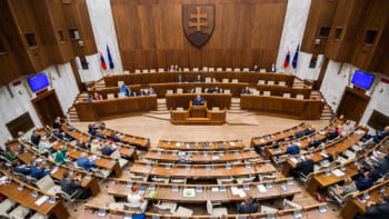 Nejistota na Slovensku ukončena. Členové parlamentu odhlasovali termín předčasných voleb