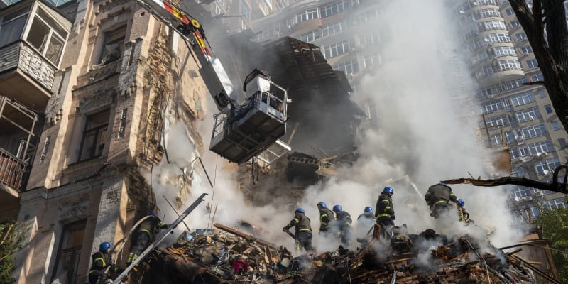Následky ruského bombardování Kyjeva, 17. říjen 2022