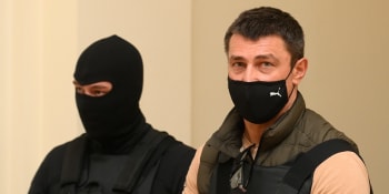 Pražský soud osvobodil Rusa obviněného z účasti na anexi Krymu. Měl násilím zadržovat lidi