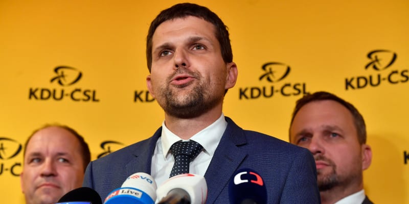 Petr Hladík na tiskové konferenci KDU-ČSL