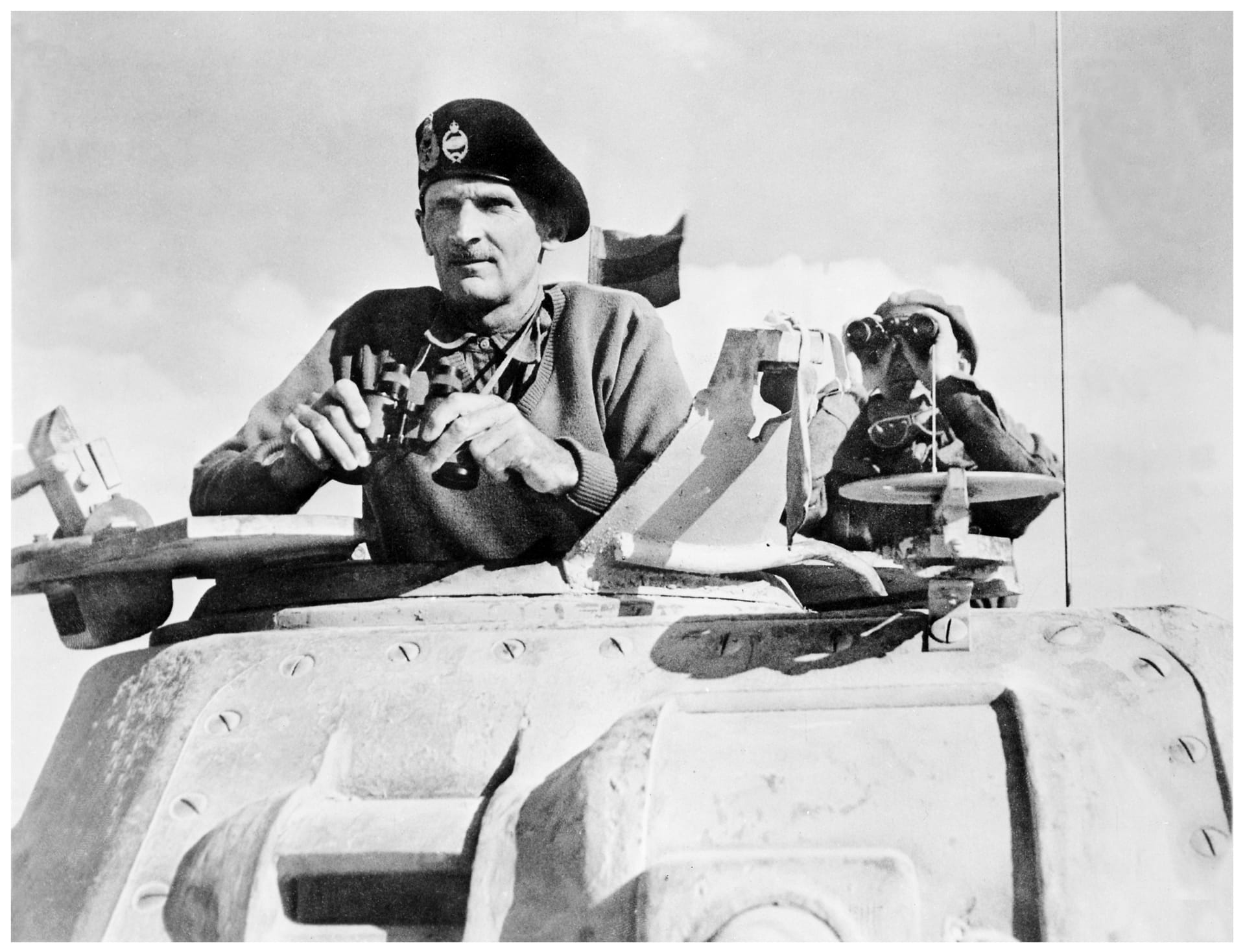Generál Montgomery ve věži svého tanku