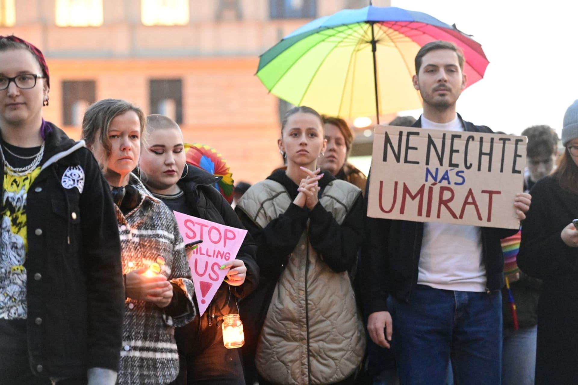 Demonstrace za bezpečí pro členy LGBT komunity v Praze 