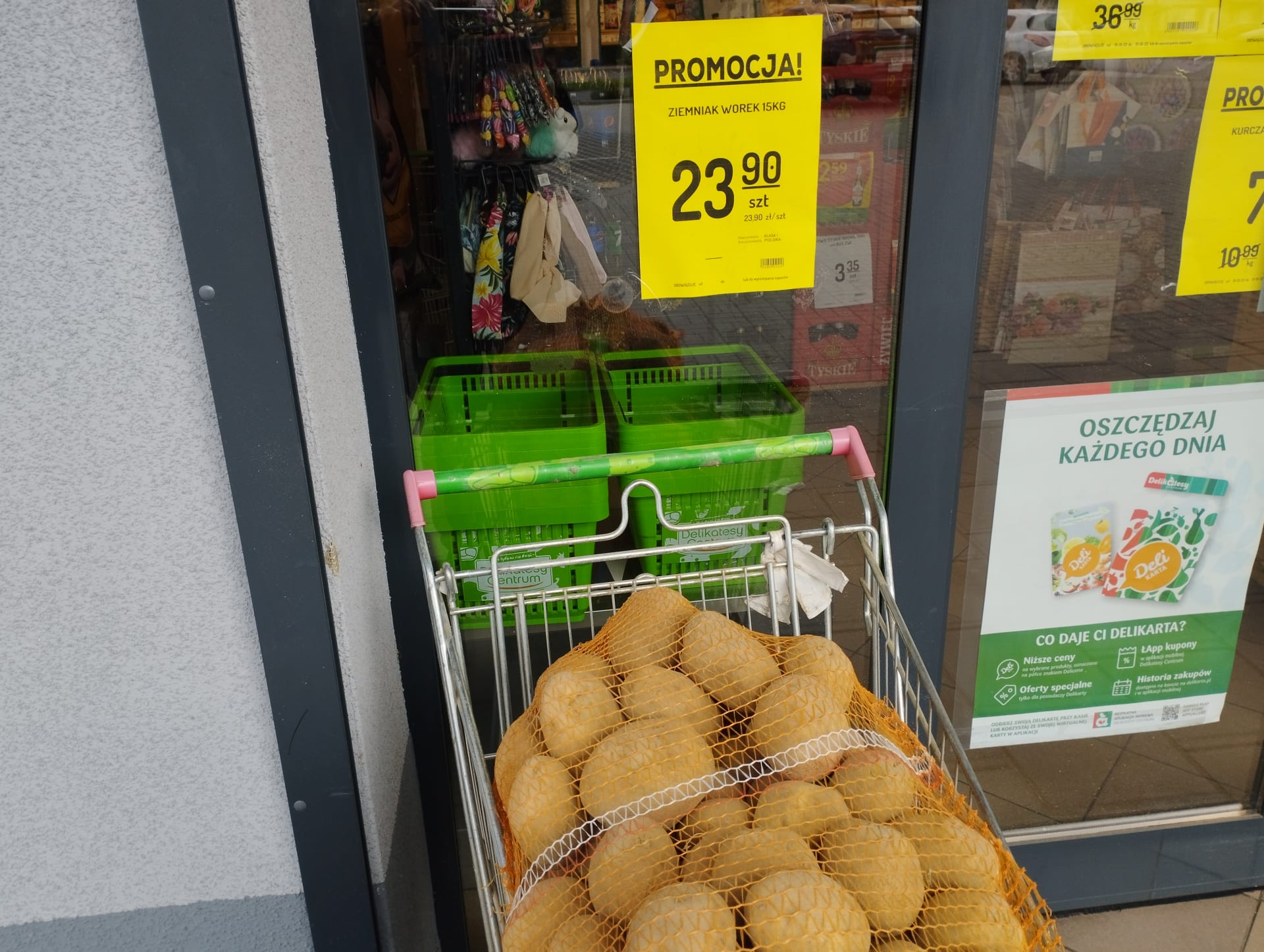 Nákupy v Polsku. 15 kilo polských brambor za 125 korun