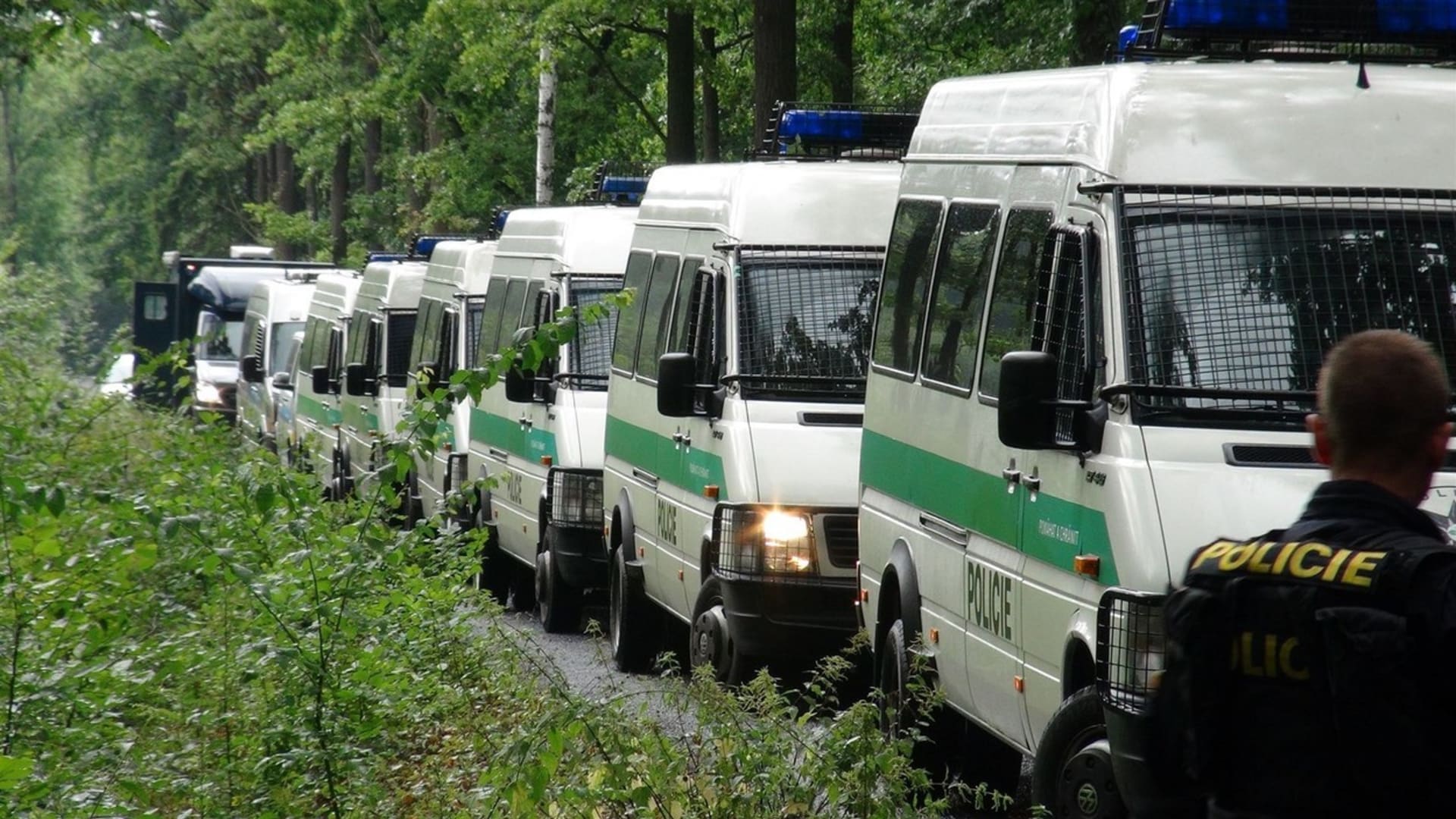 Policisté Klánovický les pročesávali