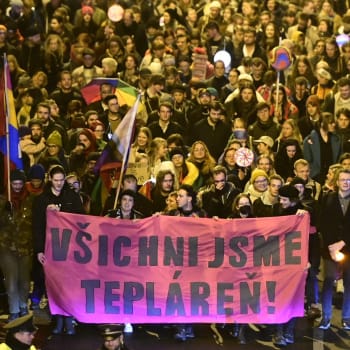 Demonstrace za bezpečí pro členy LGBT+ komunity v Praze 