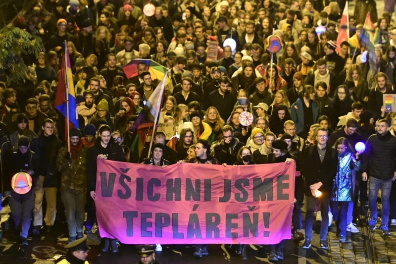 Demonstrace za bezpečí pro členy LGBT komunity v Praze 