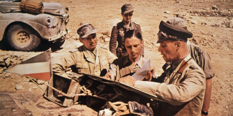 Velitel Afrikakorpsu generál Erwin Rommel