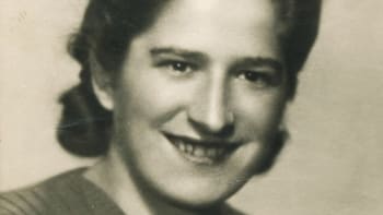 Maminko, zastřelí mě, napsala láska Gabčíka. S dalšími 261 ji popravili v Mauthausenu