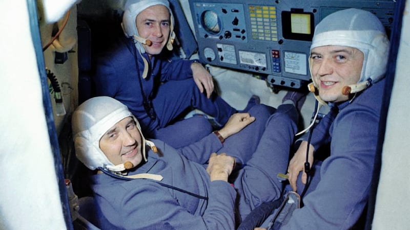 Posádka lodi Sojuz 11