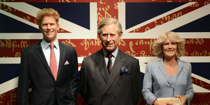 Voskové figuríny členů britské královské rodiny v muzeum Madame Tussaud v Londýně.